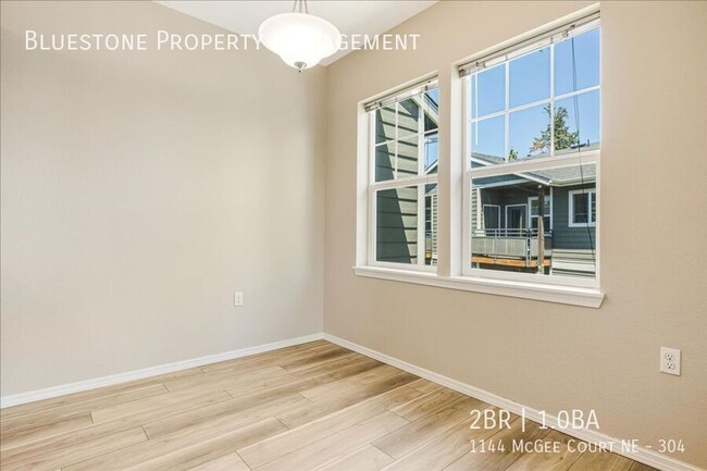 Building Photo - 1144 Mcgee Ct NE