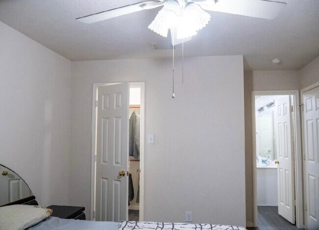 Building Photo - 14503 Hagans Ct