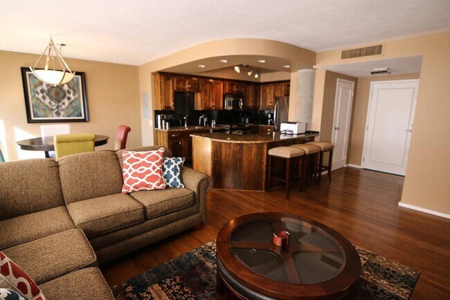Building Photo - {803 #604} Churchill Condo Located on the ...