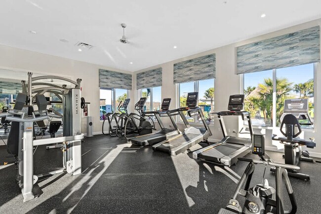 Building Photo - 4702 Sleepy Hollow Dr