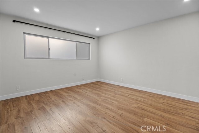 Building Photo - 6752 Hillpark Dr