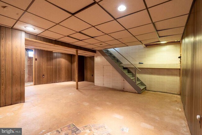 Building Photo - 1558 Specht Pl