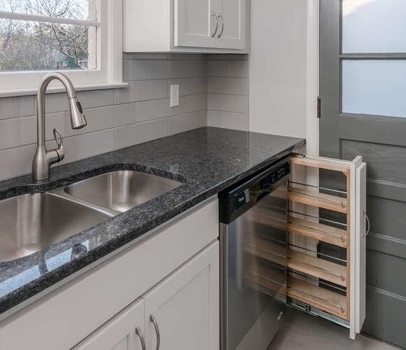 Building Photo - 1917 Berkshire Dr