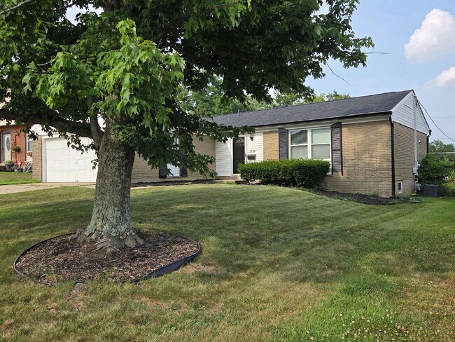 Building Photo - 11884 Hamden Dr