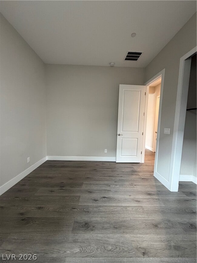 Building Photo - 11831 Giroma Ave