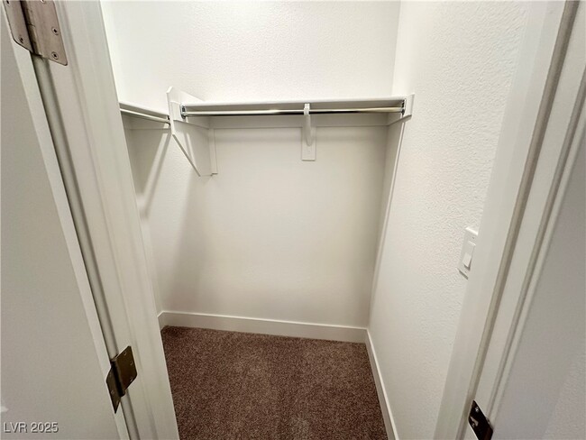 Building Photo - 6532 Corsari Rdg St