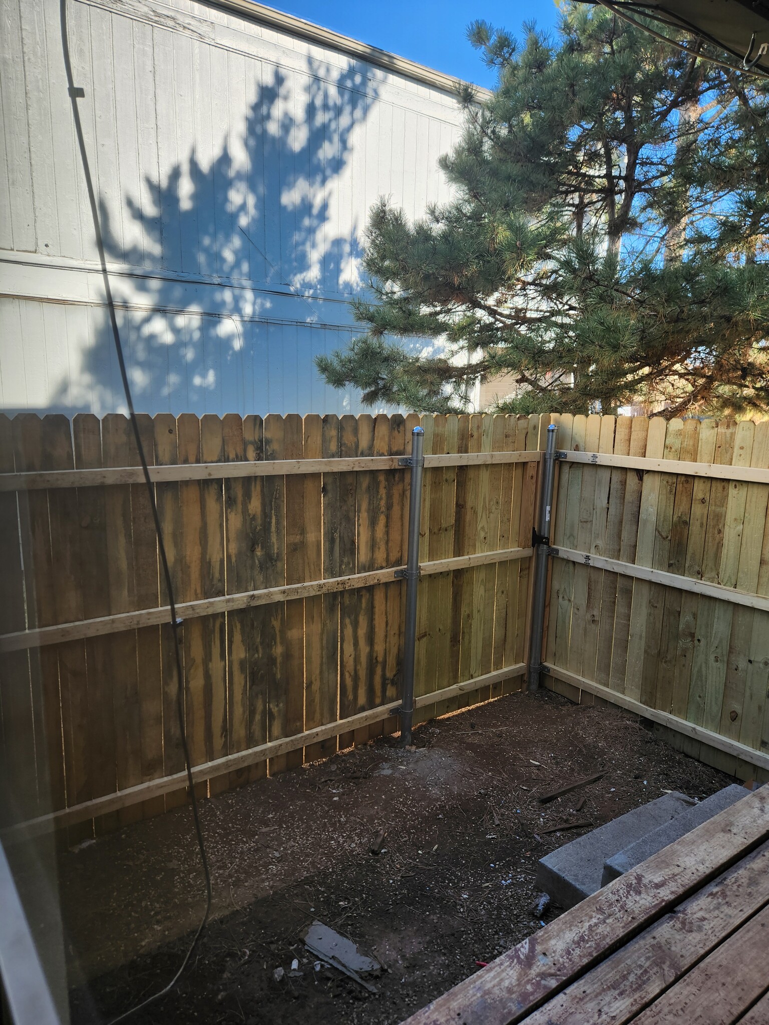 fenced in rear deck - 7408 Avenue X