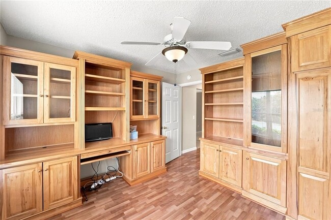 Building Photo - 1304 De La Garza Pl