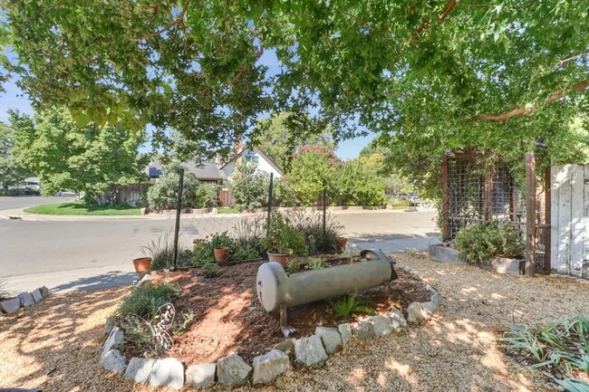 Building Photo - Charming 3 bed 1 bath home in Davis