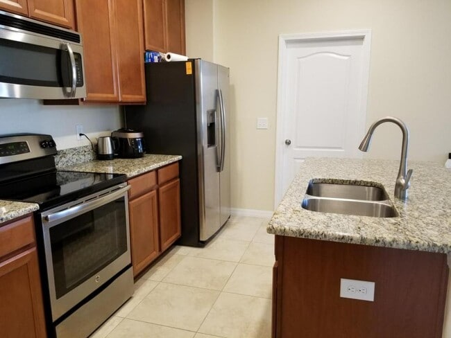 Building Photo - 14731 Driftwater Dr