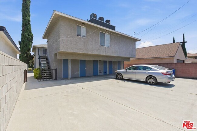 Building Photo - 1707 Keeler St