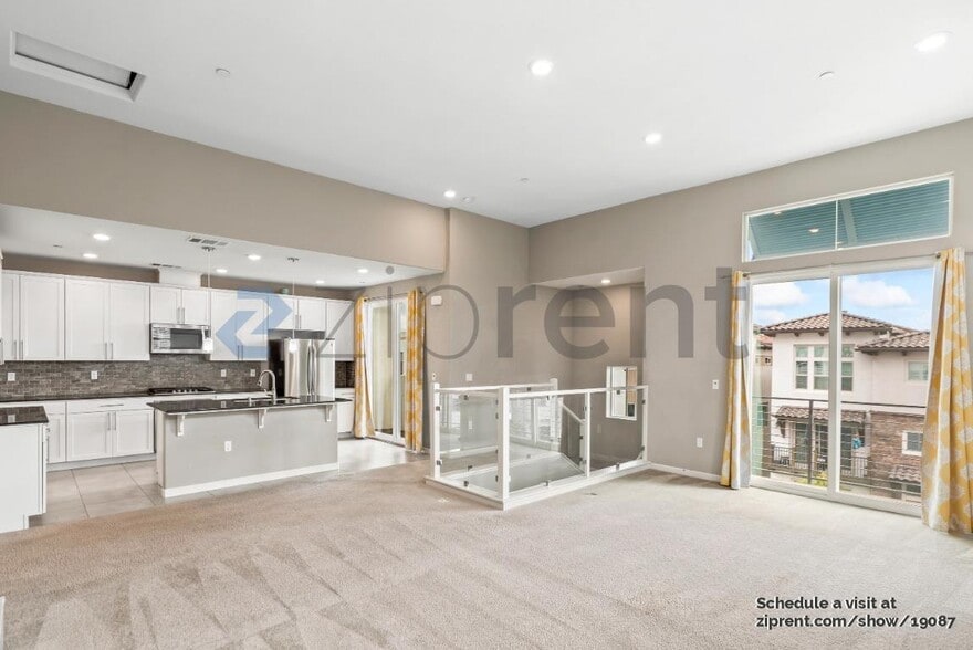 Building Photo - 3091 Lina St