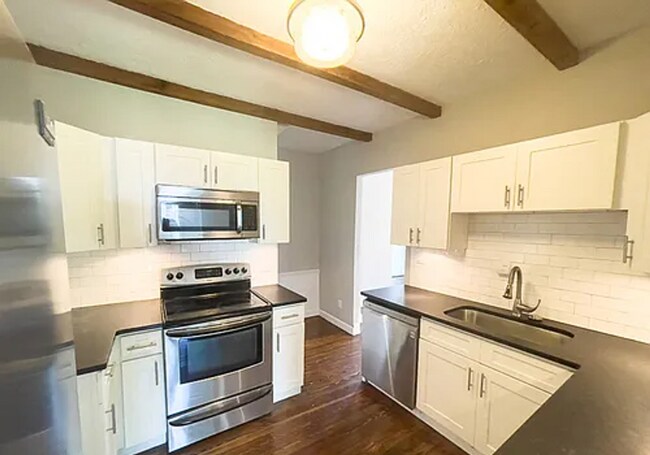 Building Photo - 6580 Kugler Mill Rd