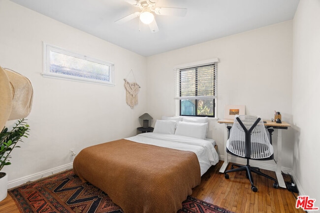 Building Photo - 3972 Keeshen Dr