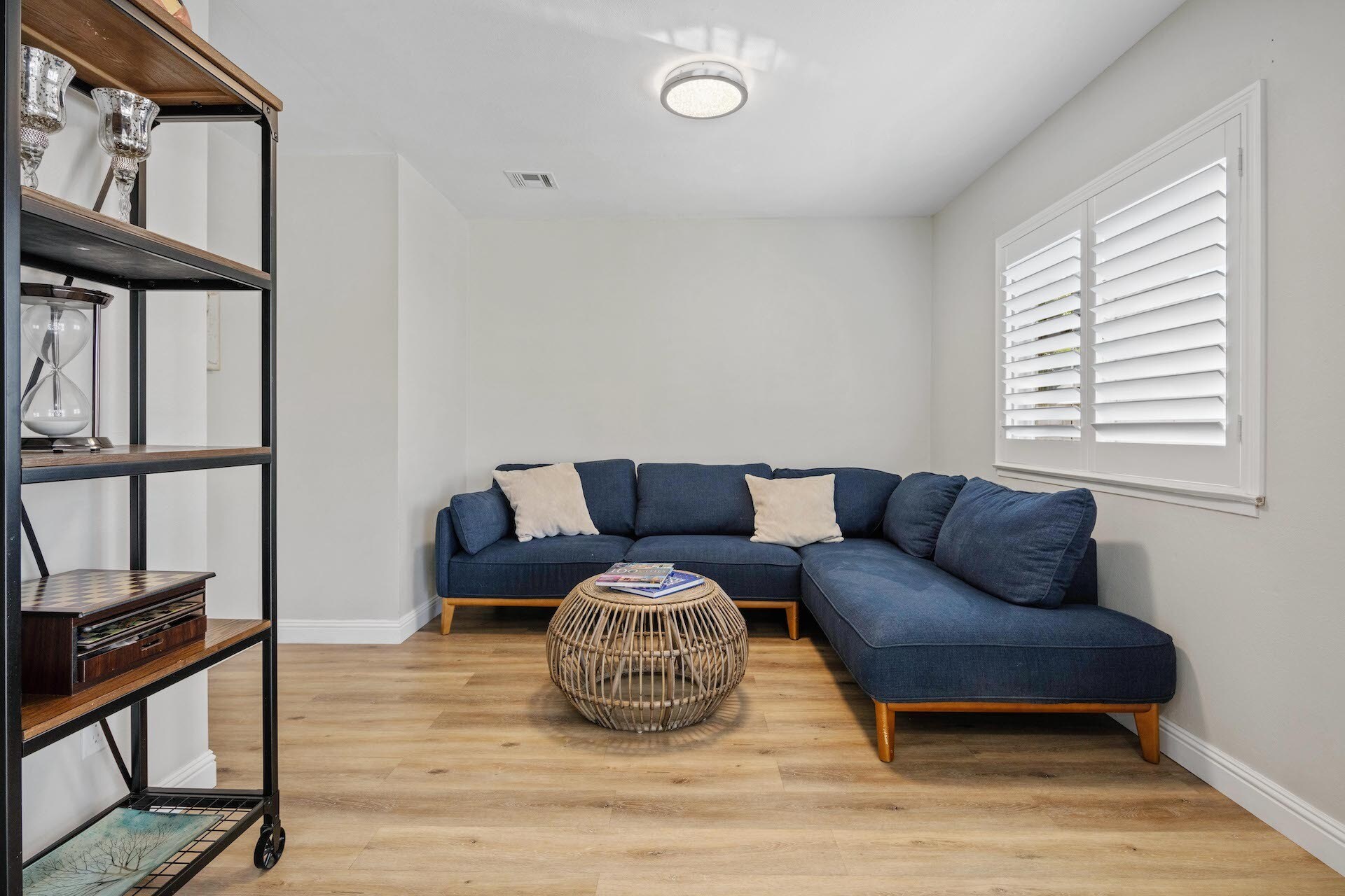 Building Photo - 25435 Via Pacifica