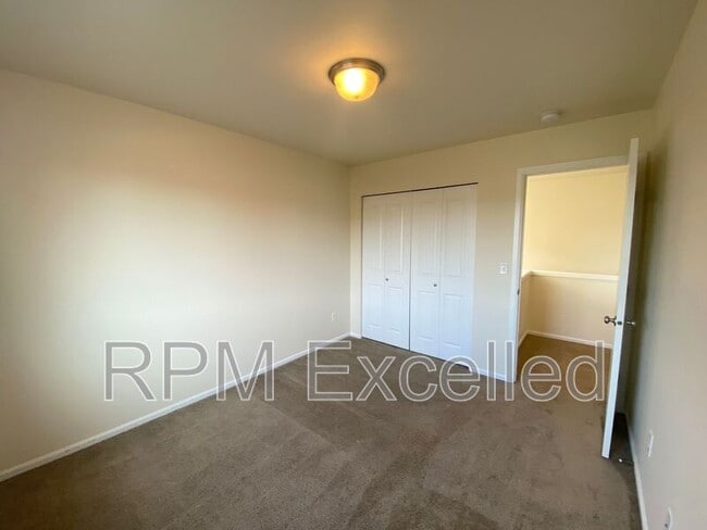 Building Photo - 20024 19th Ave E