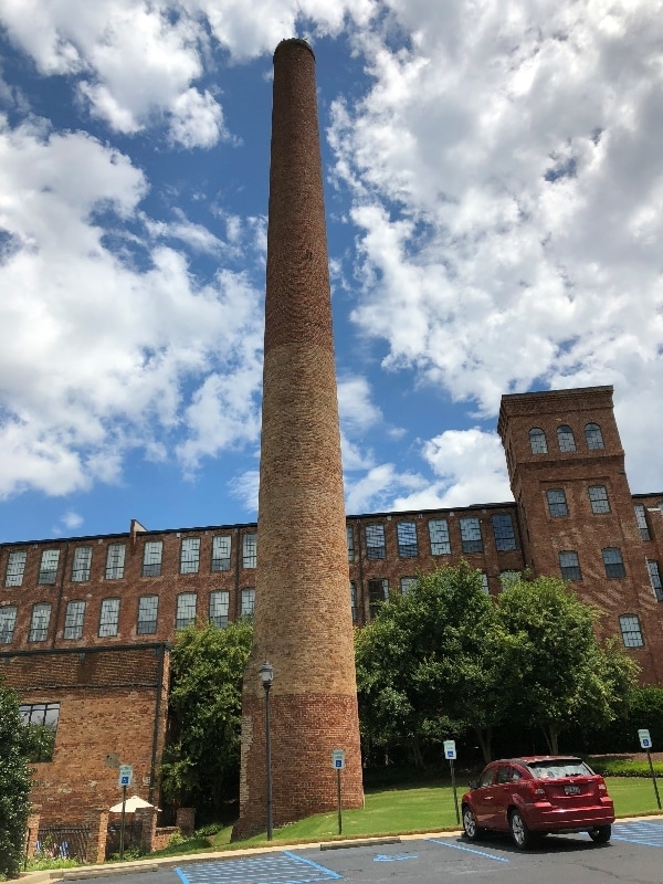 Building Photo - 400 Mills Ave