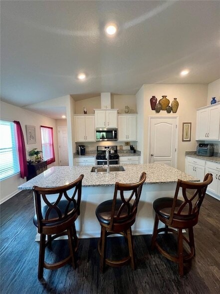 Building Photo - 771 Grand Reserve Dr