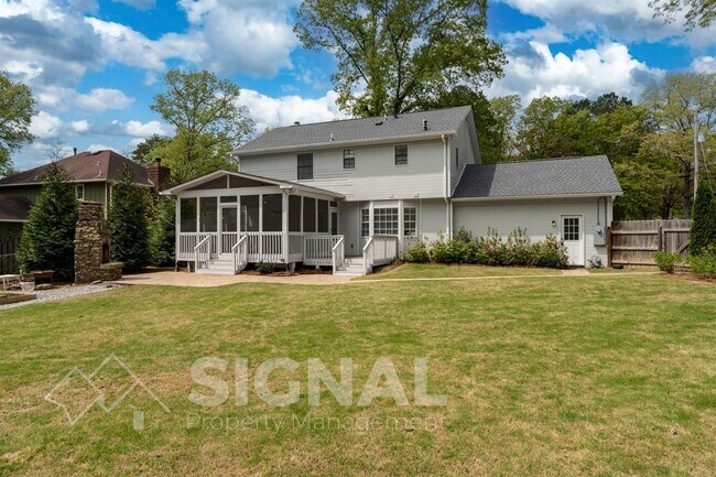 Building Photo - 6232 Sioux Ln