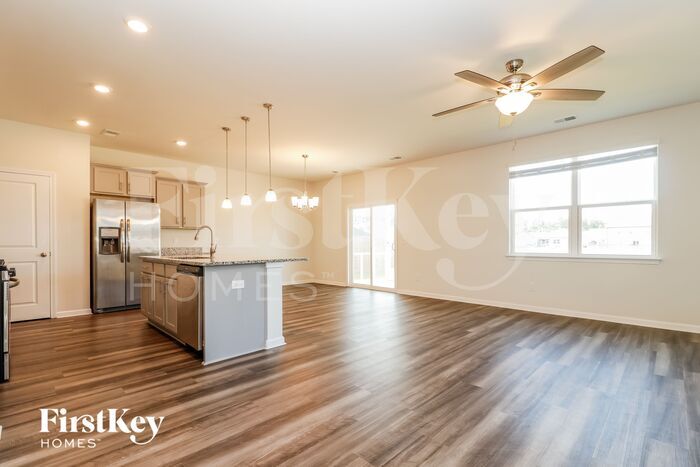 Building Photo - 591 Wayton Cir