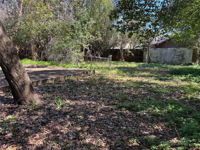 Building Photo - 134 N Carlen St