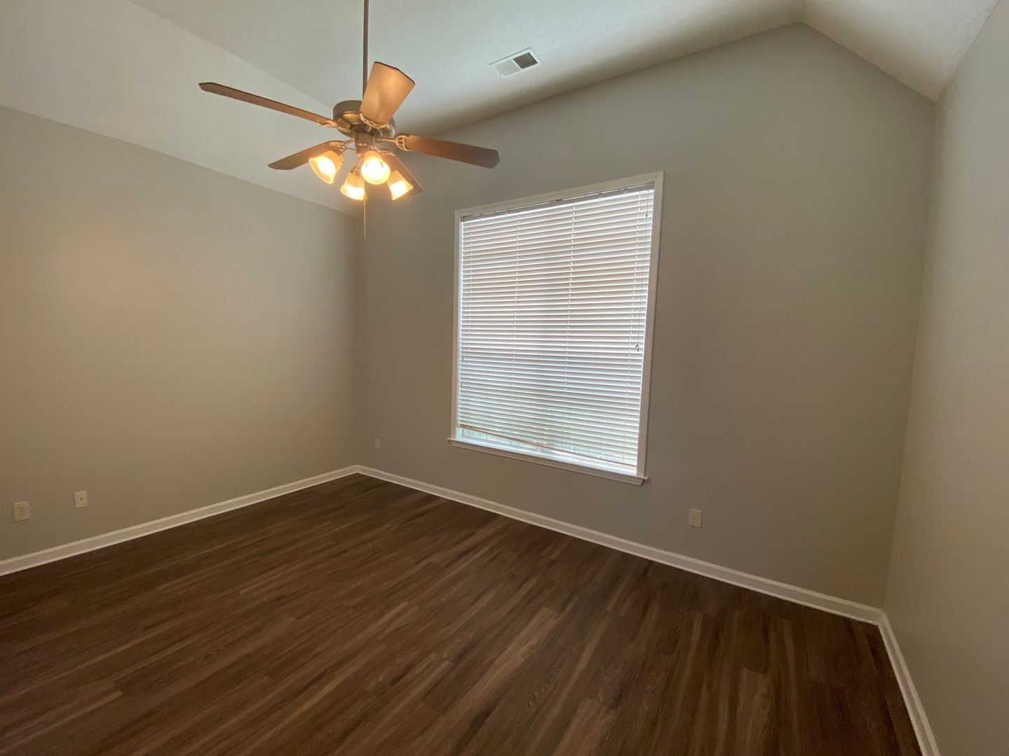 Building Photo - 9112 Cinderhill Cove W