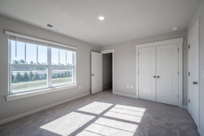 Building Photo - 4213 Gandalf Ln