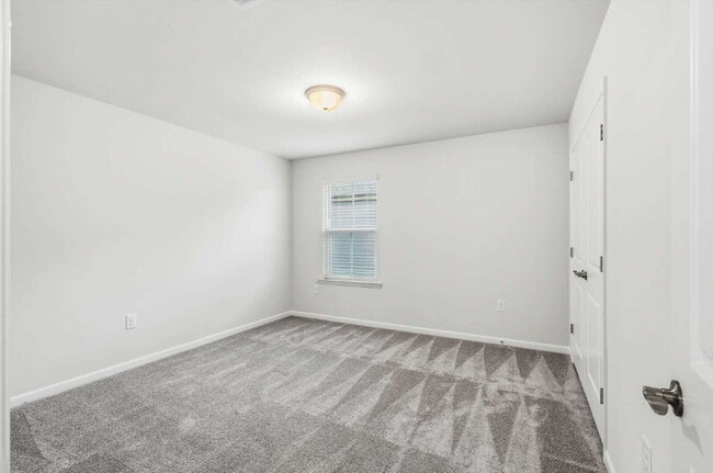 Building Photo - 3-Bedroom Spacious New Construction Home i...