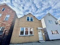 Building Photo - 1317 W 31st Pl