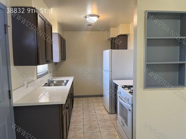 Building Photo - 38832 9th St E