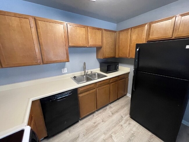 Building Photo - Charming Home in Conifer!
