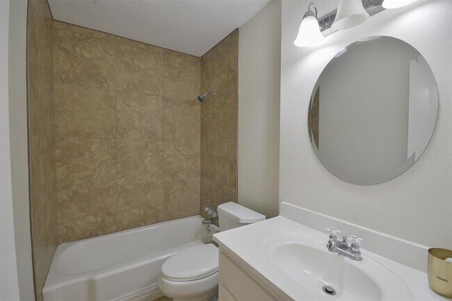 Building Photo - 1420 Sweet Gum Ln