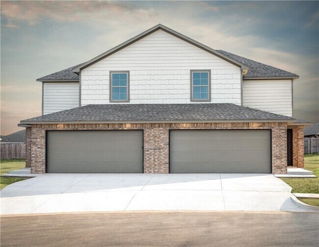 Building Photo - 8800 SW 45th Terrace