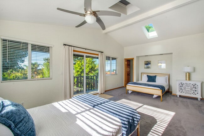 Building Photo - 34507 Camino El Molino