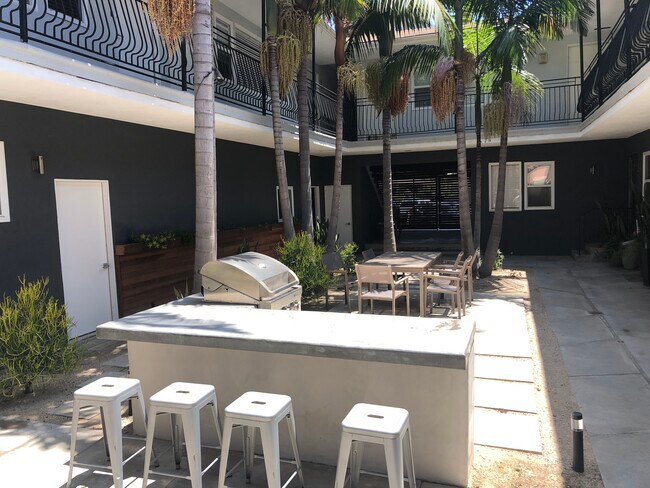 Building Photo - 1275 E 2nd St