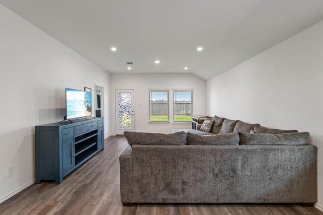 Building Photo - 24335 Saddlestone Green Dr