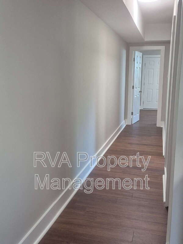 Building Photo - 600 N 32nd St