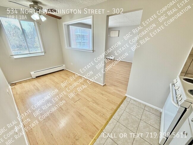 Building Photo - 534 N Washington St