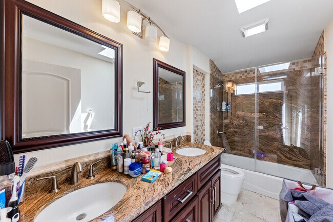 Building Photo - 84 Silverwood Dr