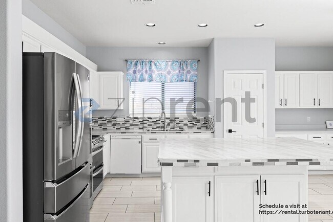 Building Photo - 45513 W Starlight Dr