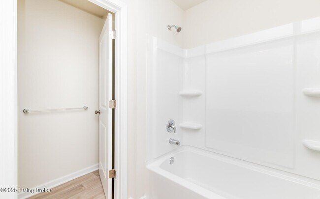 Building Photo - 16904 Aiken Rdg Cir