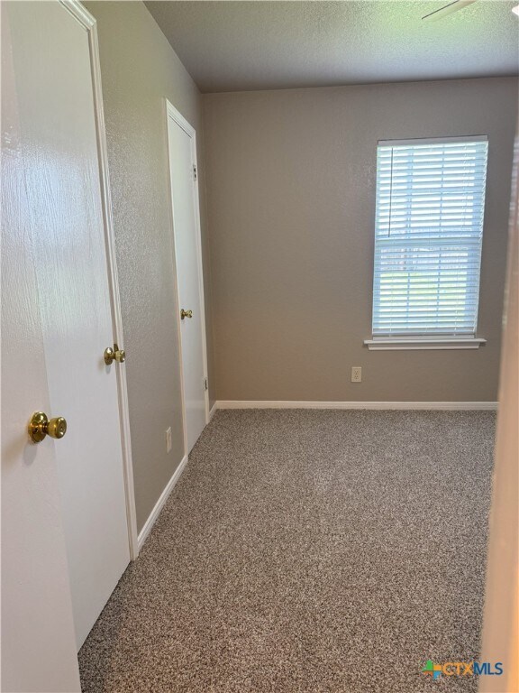 Building Photo - 1401 Windward Dr