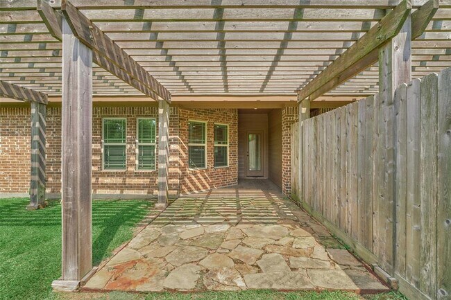 Building Photo - 201 Bessie Price Owen Dr