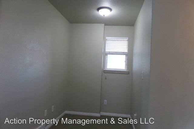 Building Photo - 1598 Wyngate Park Dr