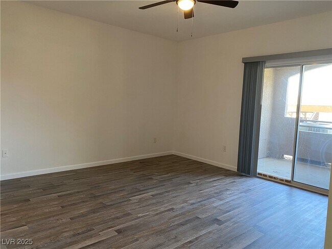 Building Photo - 9330 W Maule Ave