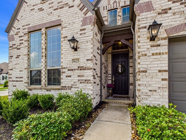 Building Photo - 9623 Wright Dr