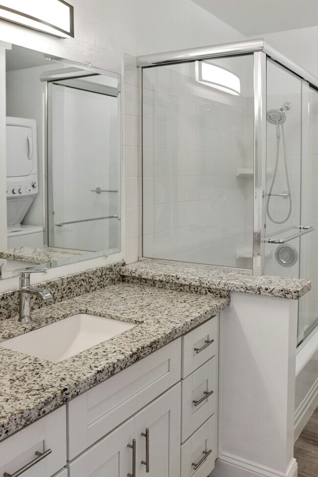 Building Photo - 55 Marinero Cir