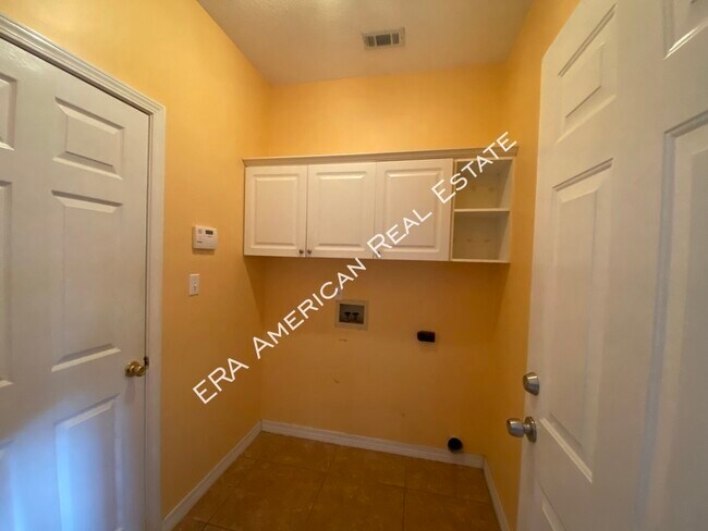 Building Photo - 2080 Biscayne Blvd