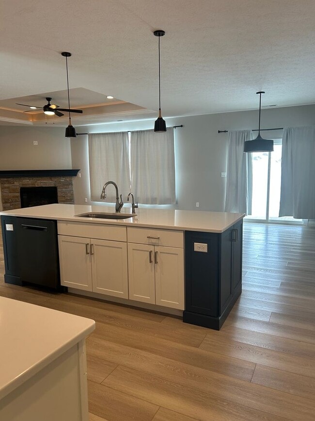 Building Photo - 4331 Foal Dr