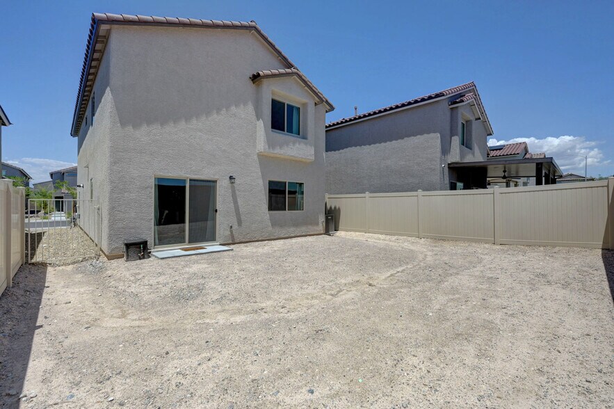 Building Photo - 6844 Toros St